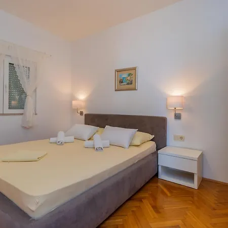 Apartments Villa Mandolina Marusici  Exterior photo