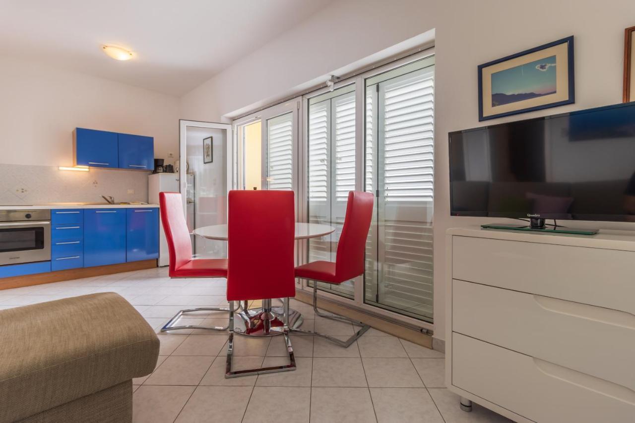 Apartment Mandolina Marusici (Split-Dalmatia)