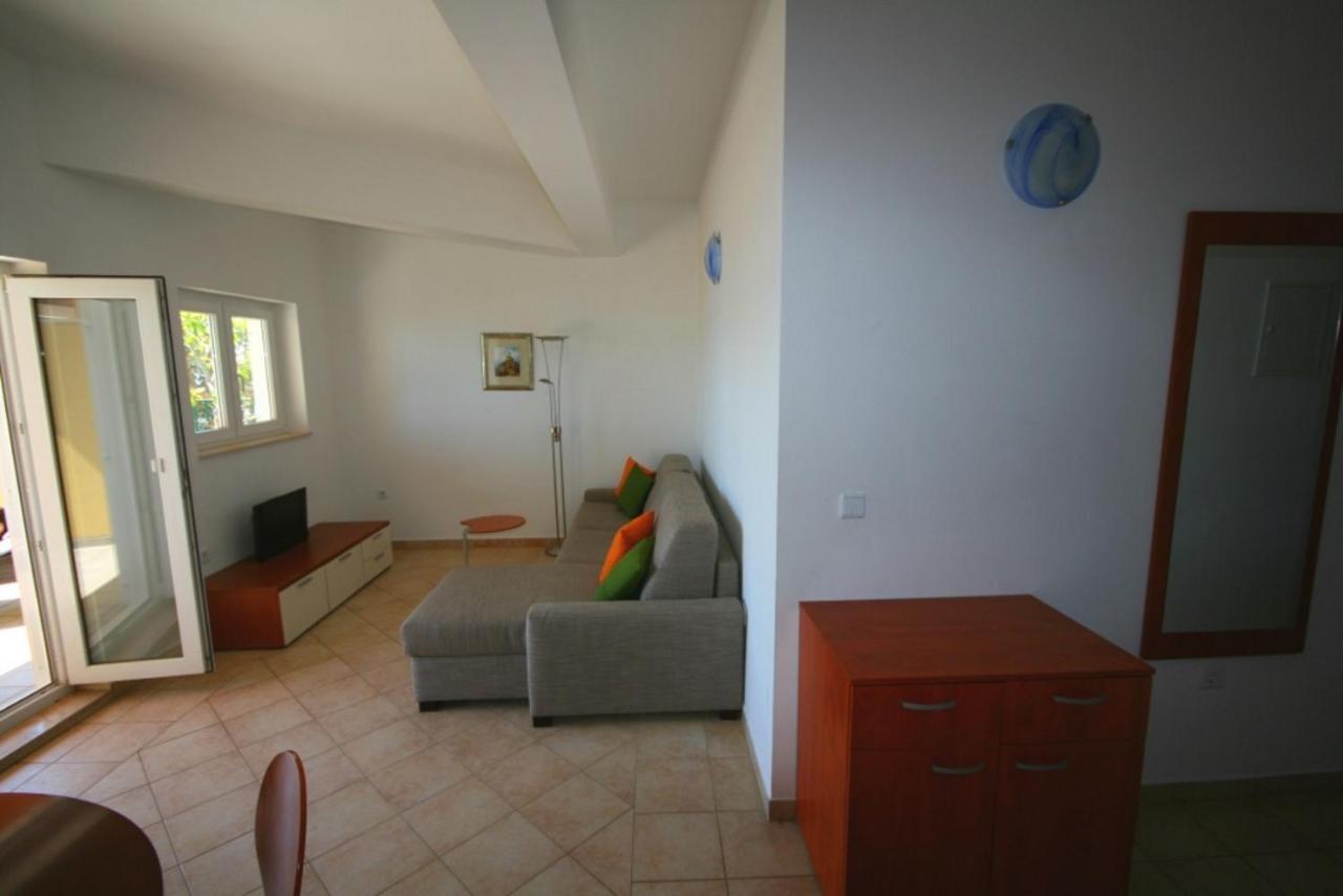Mandolina Appartement *